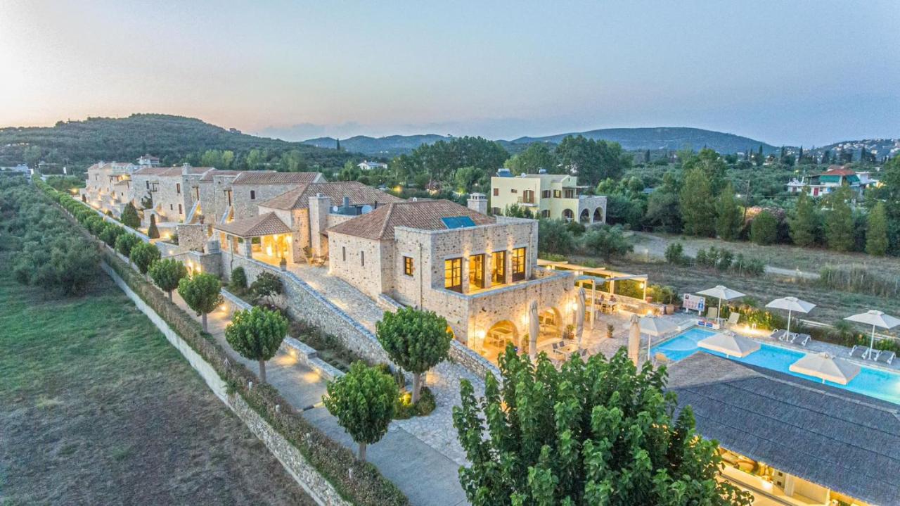 Castello Antico Hotel Gythio Exterior photo