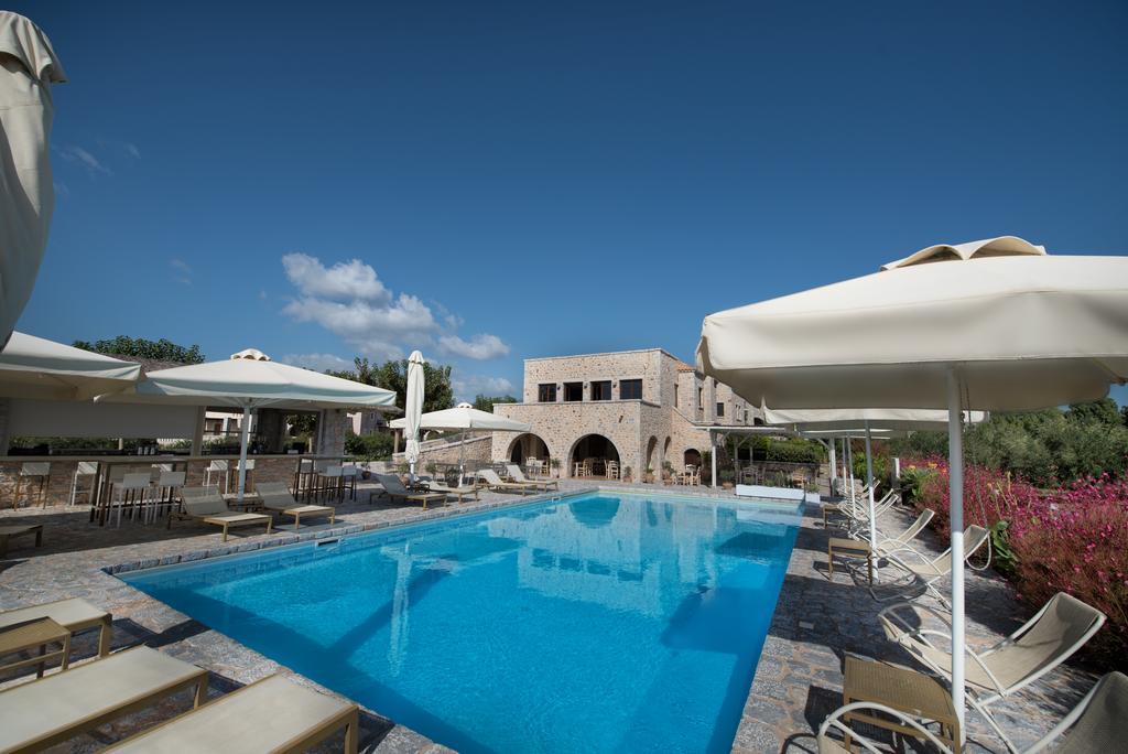 Castello Antico Hotel Gythio Exterior photo